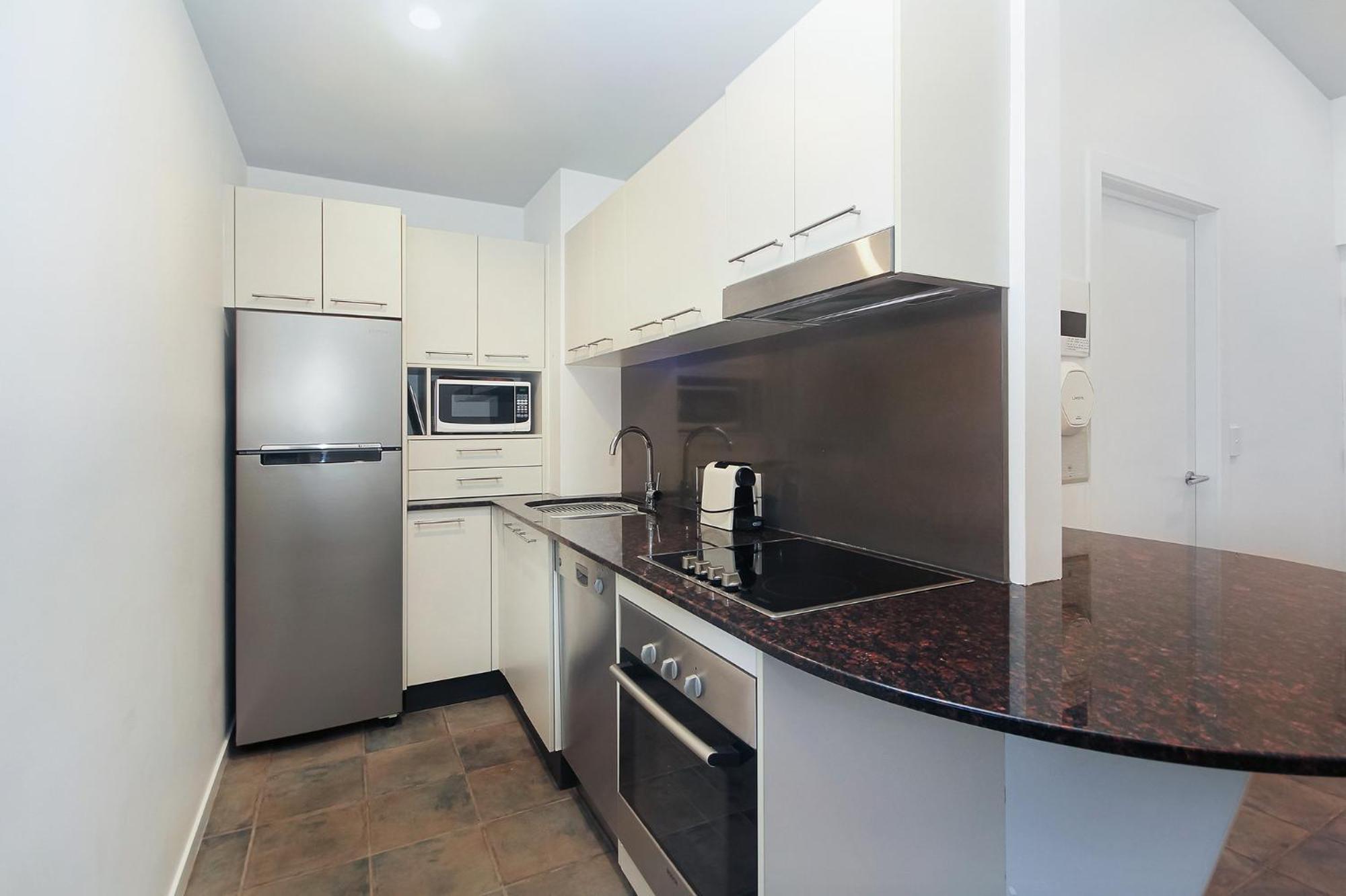 Lennox Holiday Apartments Леннокс-Хед Экстерьер фото